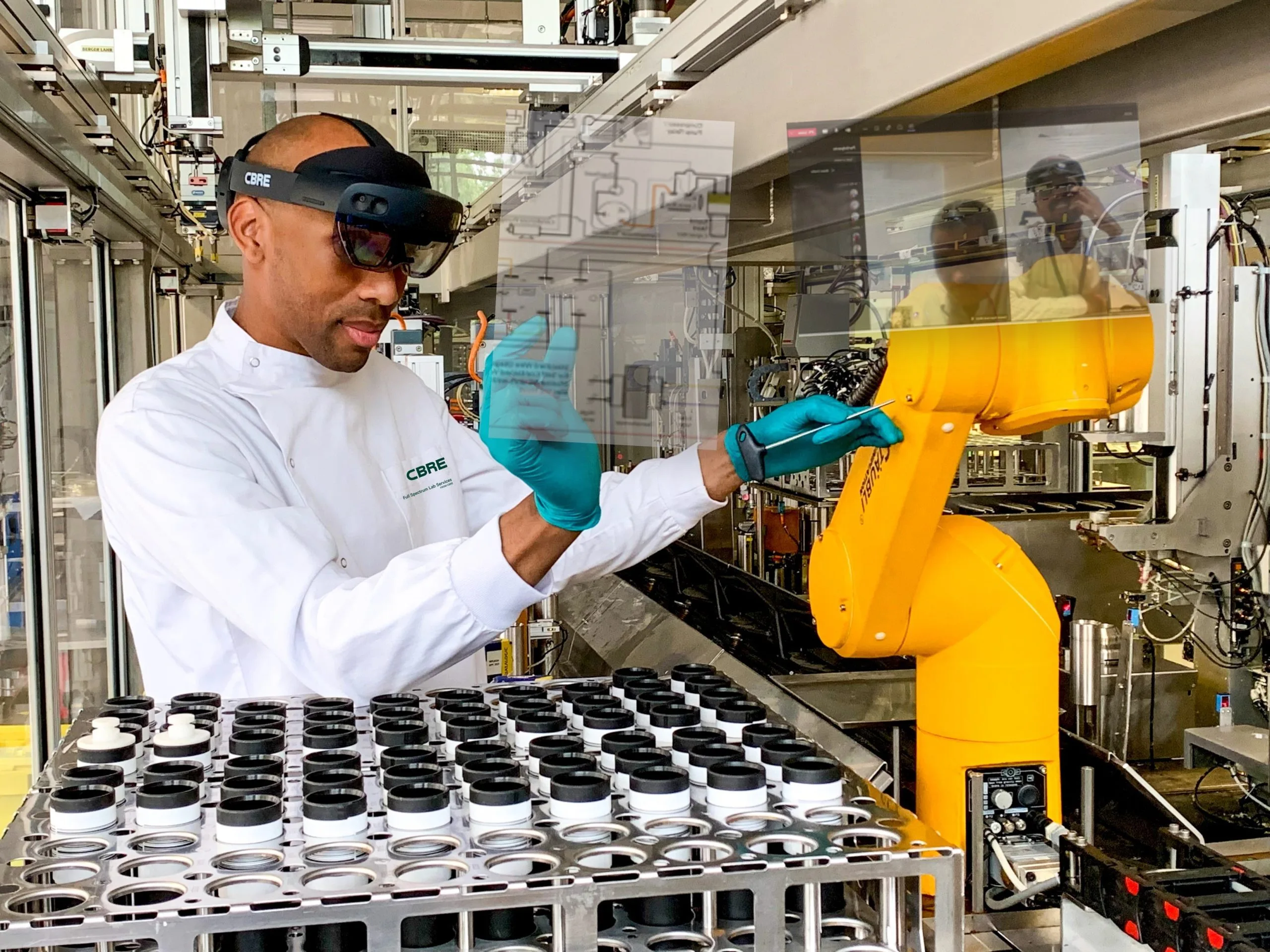 Mixed Virtual Reality in the Laboratory